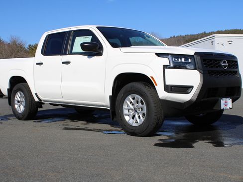 New 2026 Nissan Frontier S w/ Tow Package AWD/4WD image 5