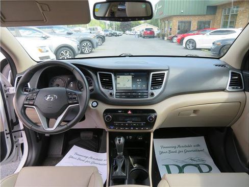 Used 2017 Hyundai Tucson Limited w/ Limited Ultimate Package 03 AWD/4WD image 6