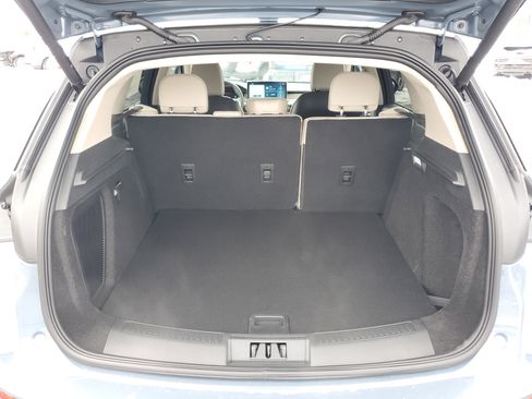 New 2026 Lincoln Corsair Premiere image 27