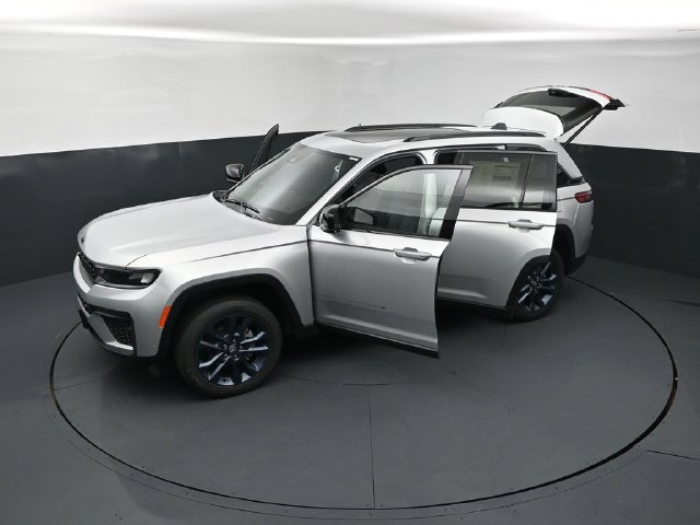 New 2026 Jeep Grand Cherokee Limited AWD/4WD image 26