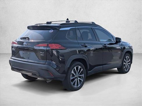 Used 2022 Toyota Corolla Cross XLE AWD/4WD image 5