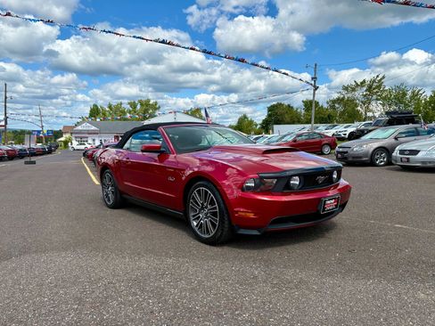 Used 2012 Ford Mustang GT Premium image 7