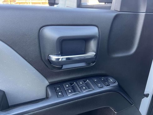 Used 2016 GMC Sierra 2500 4x4 Crew Cab w/ Sierra Convenience Package image 22