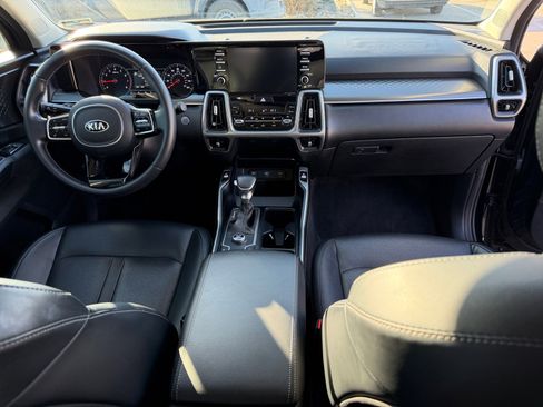 Used 2021 Kia Sorento S w/ Panoramic Sunroof Package image 20