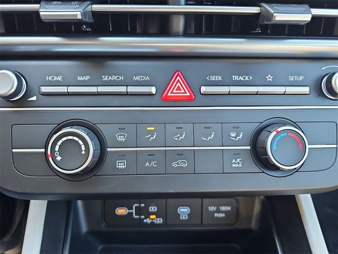 New 2026 Hyundai Tucson SE image 22