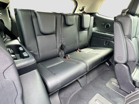 New 2026 Subaru Ascent Limited AWD/4WD image 36