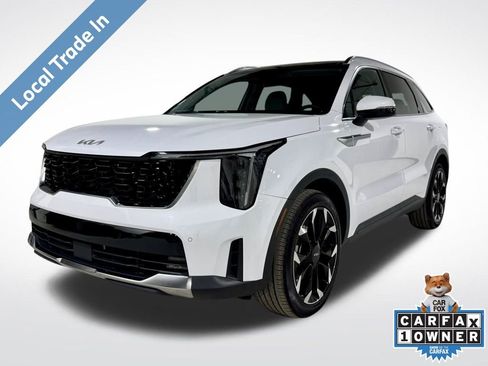 Used 2024 Kia Sorento EX w/ Panoramic Sunroof Package image 1