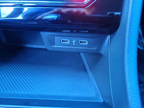 Used 2025 Volkswagen Jetta S image 33