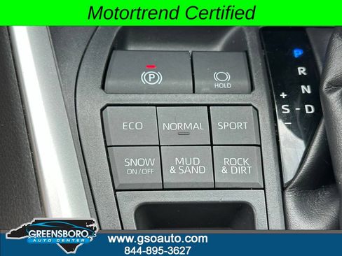 Used 2019 Toyota RAV4 XLE Premium AWD/4WD image 7