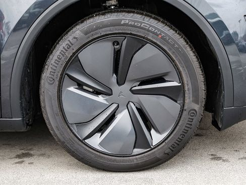 Used 2026 Tesla Model Y Long Range image 9