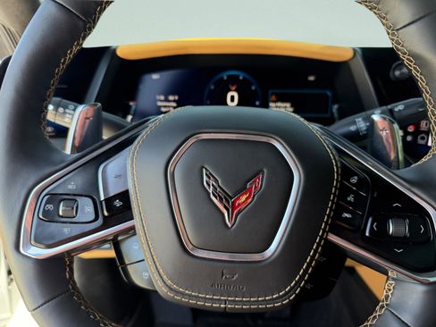 Used 2026 Chevrolet Corvette Stingray Premium Conv w/ Z51 Performance Package RWD image 26