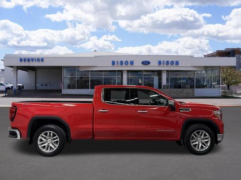 Used 2019 GMC Sierra 1500 SLT w/ SLT Premium Package AWD/4WD image 2