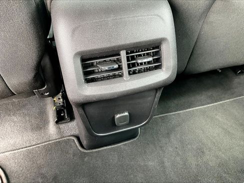 Used 2018 Chevrolet Equinox LS FWD image 10
