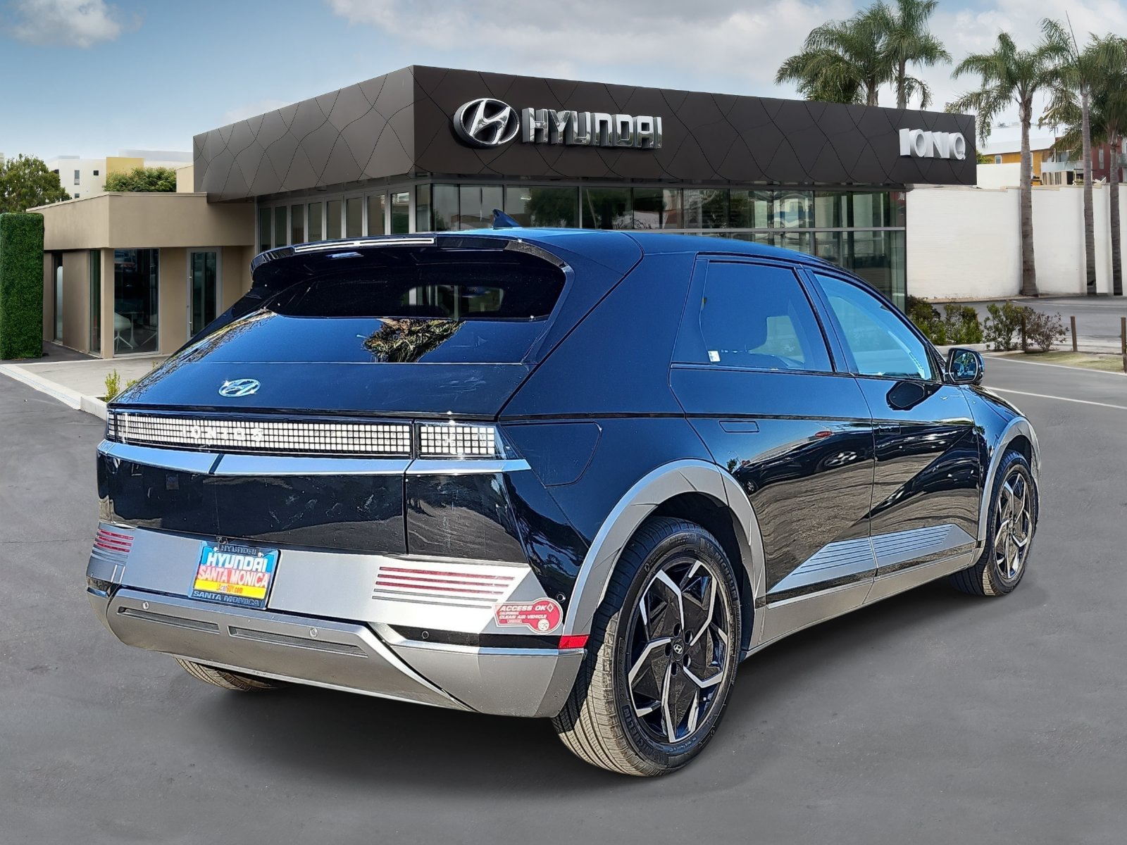 Certified 2023 Hyundai Ioniq 5 Limited RWD image 3