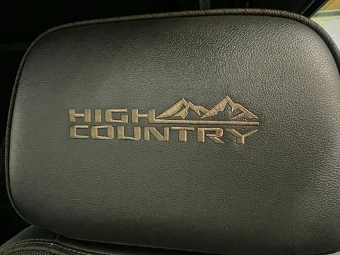 Used 2021 Chevrolet Tahoe High Country w/ Premium Package AWD/4WD image 35