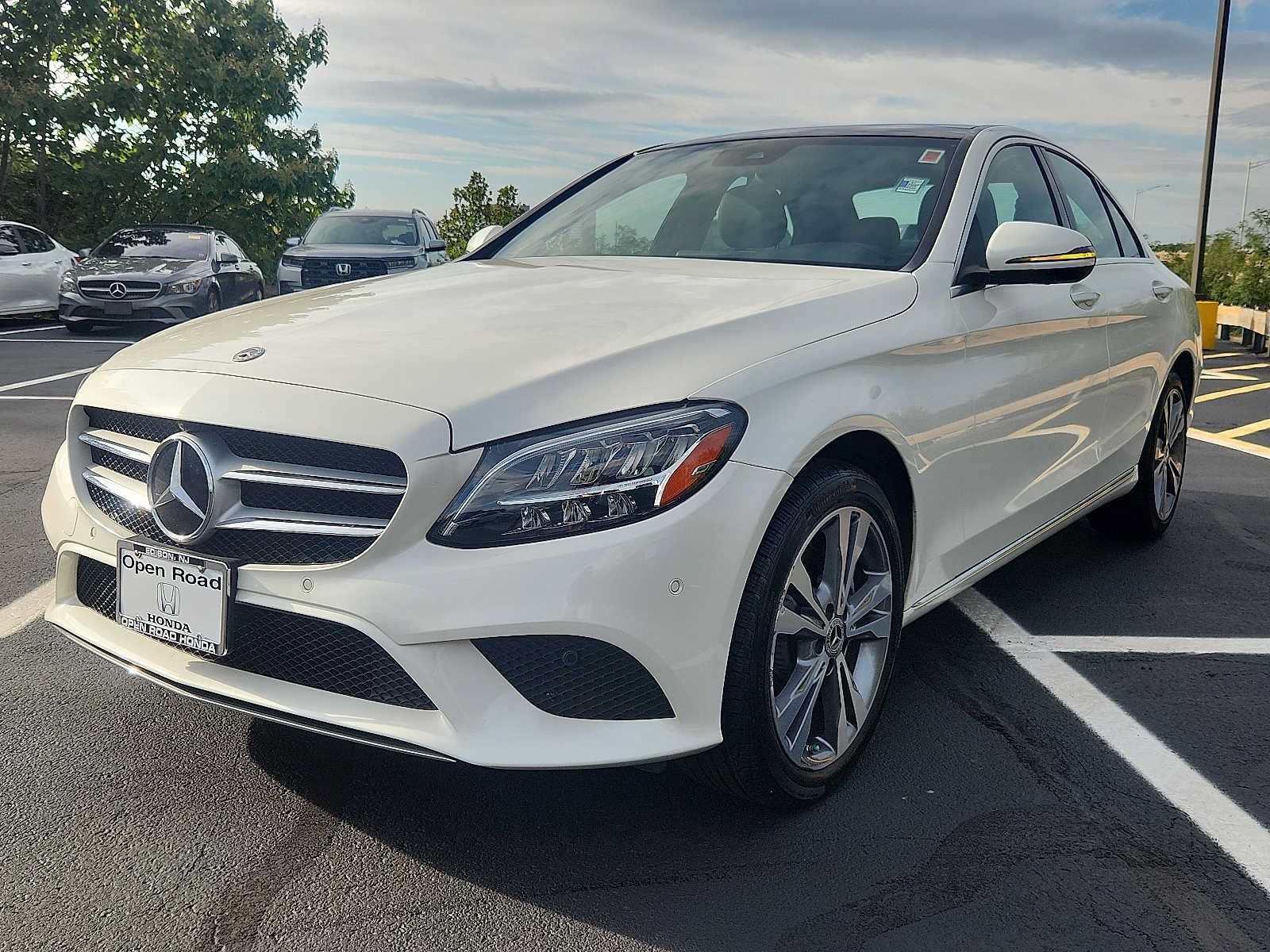 Used 2021 Mercedes-Benz C 300 4MATIC Sedan image 3