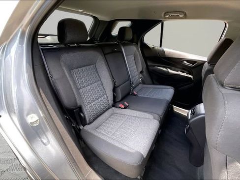 Used 2023 Chevrolet Equinox LT AWD/4WD image 17
