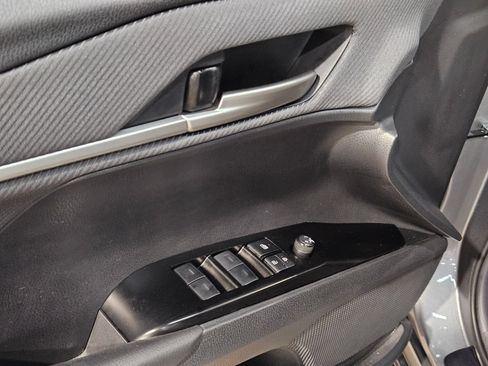 Certified 2025 Toyota Camry SE FWD image 21