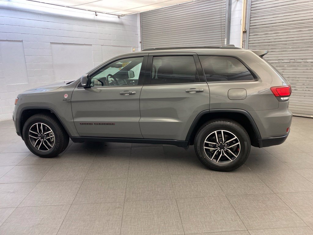 Used 2020 Jeep Grand Cherokee Trailhawk AWD/4WD image 5