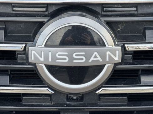 Used 2024 Nissan Rogue SL image 30