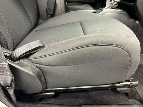 Used 2020 Jeep Gladiator Overland image 14