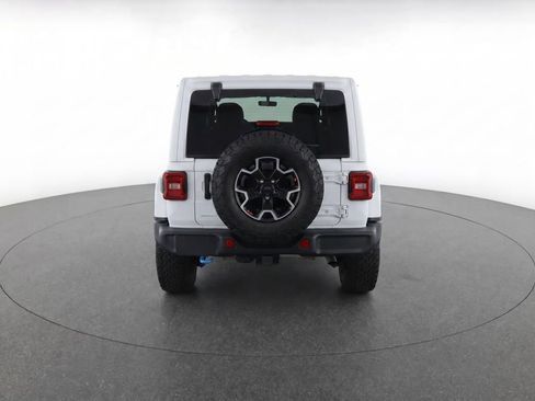Used 2025 Jeep Wrangler Unlimited Rubicon 4xe w/ Convenience Group AWD/4WD image 4