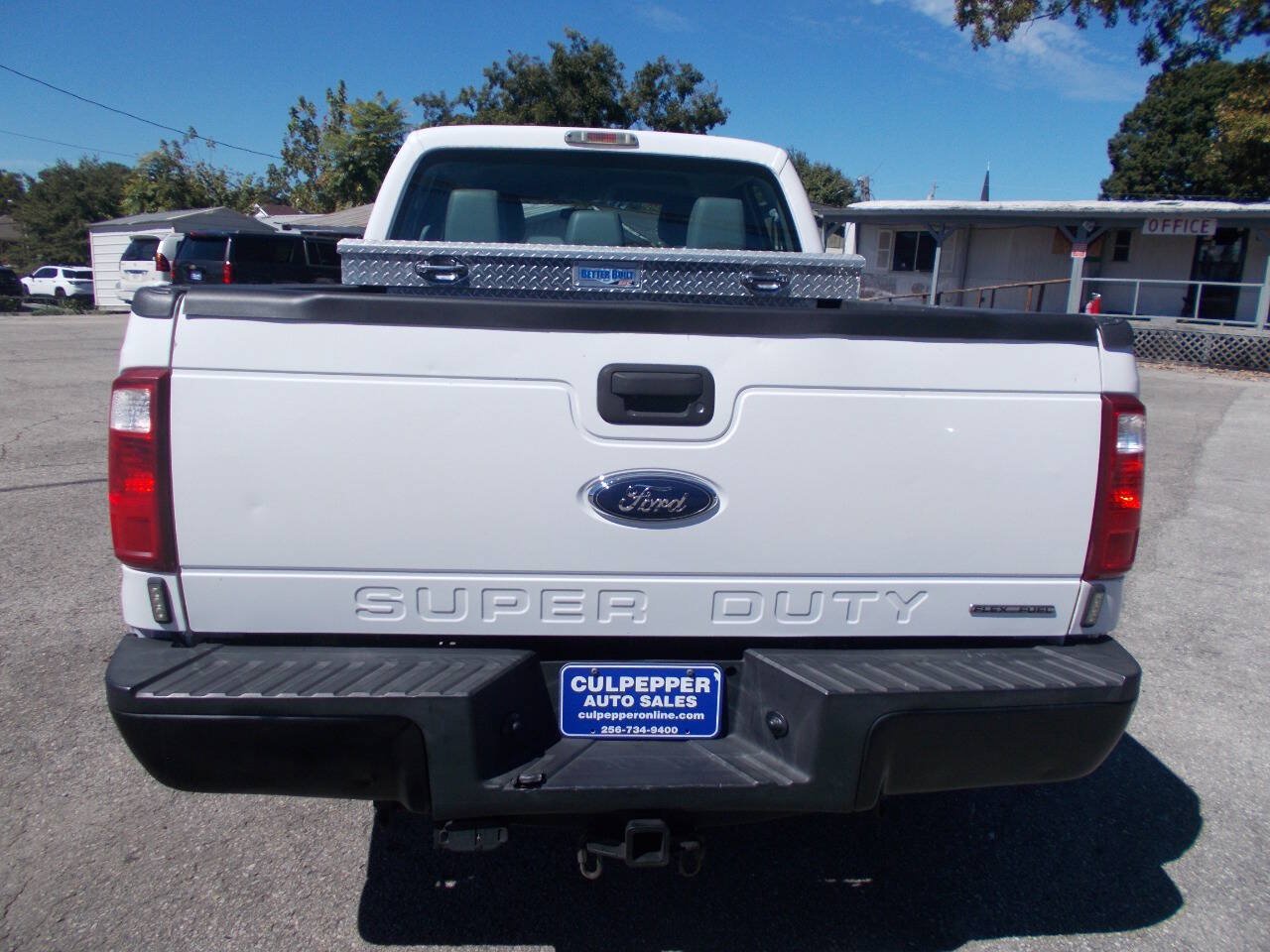 Used 2016 Ford F250 XL w/ Power Equipment Group RWD image 4