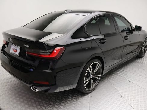 Used 2023 BMW 330i Sedan w/ Premium Package RWD image 8