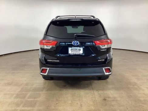 Used 2017 Toyota Highlander Limited Platinum AWD/4WD image 5
