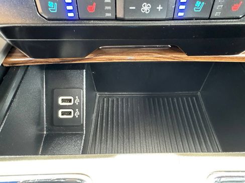 Used 2019 Ford F150 Lariat AWD/4WD image 19