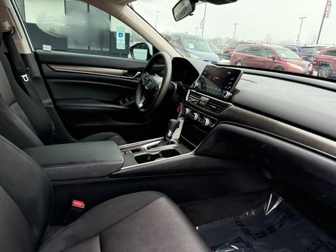 Used 2019 Honda Accord LX image 24