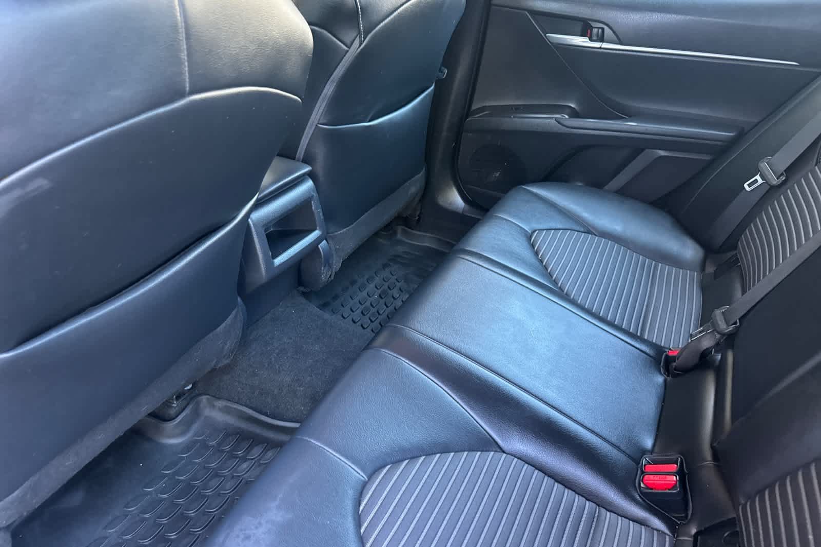 Certified 2023 Toyota Camry SE FWD image 4