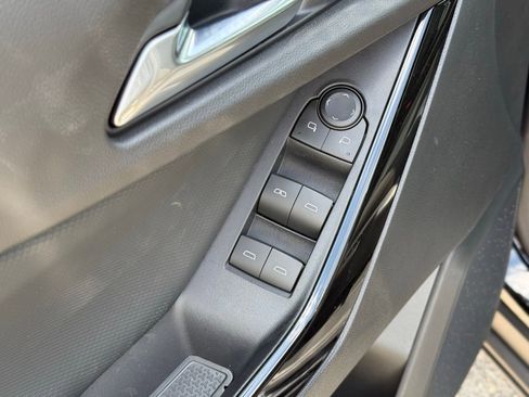 New 2026 Chevrolet Equinox LT AWD/4WD image 15