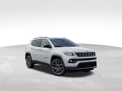New 2026 Jeep Compass Latitude image 5