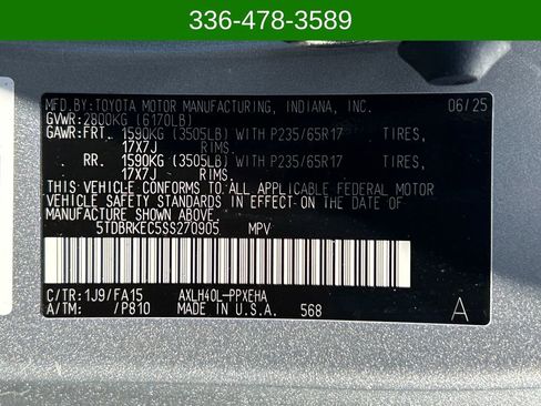 Used 2025 Toyota Sienna LE w/ LE Plus Package FWD image 29
