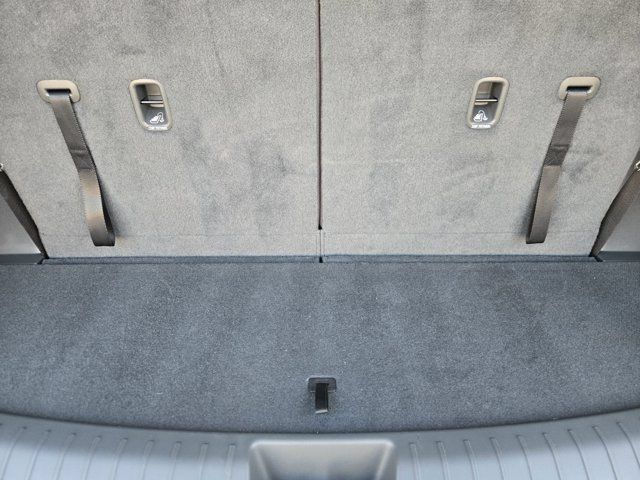 Certified 2025 Hyundai Santa Fe SE FWD image 31