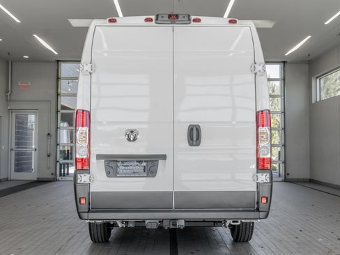 Used 2024 RAM ProMaster 3500 FWD image 14