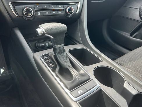 Used 2018 Kia Optima LX w/ 17" Alloy Wheels Package FWD image 20