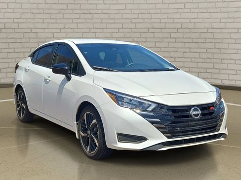 Used 2025 Nissan Versa SR w/ Trunk Package FWD image 3