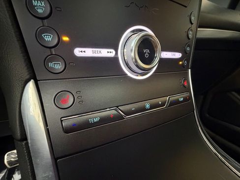 Used 2020 Ford Edge ST w/ Cold Weather Package AWD/4WD image 23