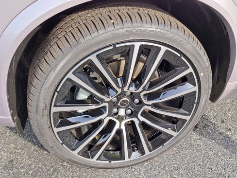 New 2026 Volvo XC90 B6 Ultra image 10