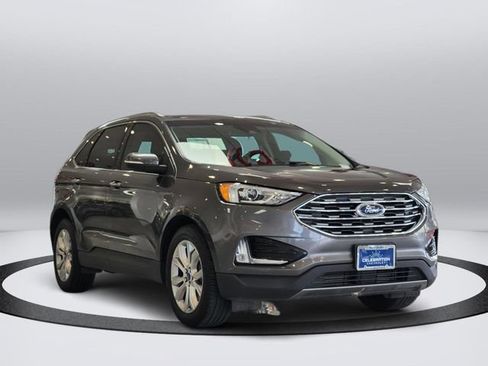 Used 2019 Ford Edge Titanium AWD/4WD image 5