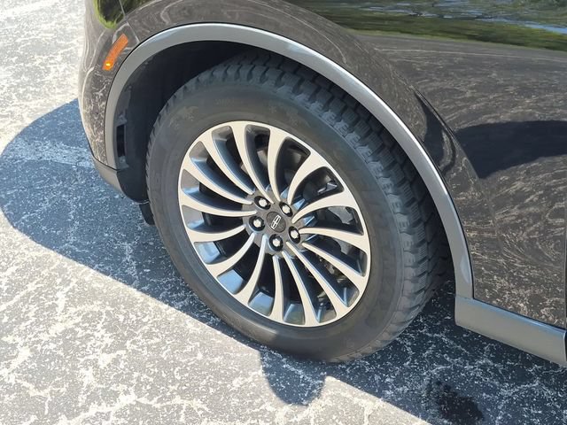 Used 2024 Lincoln Aviator Reserve AWD/4WD image 24