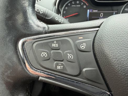 Used 2017 Chevrolet Cruze Premier FWD image 23