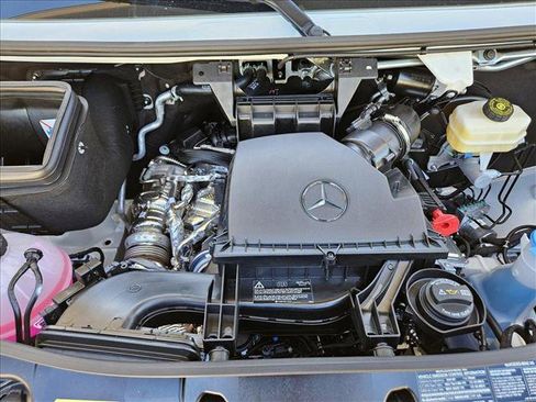New 2025 Mercedes-Benz Sprinter 2500 image 16