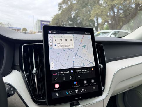 New 2026 Volvo XC60 B5 Ultra w/ Protection Package Premier image 21