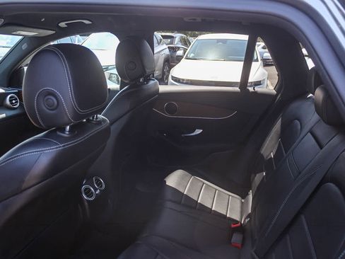 Used 2022 Mercedes-Benz GLC 300 image 23