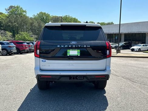 New 2026 Ford Expedition Active RWD image 6