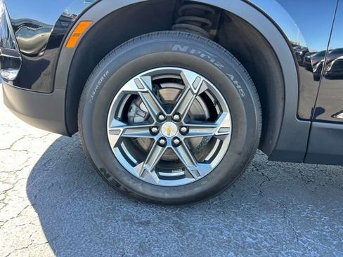 Certified 2024 Chevrolet Blazer LT w/ Convenience Package image 9