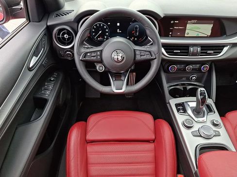 Used 2025 Alfa Romeo Stelvio Sprint w/ Veloce Package image 14